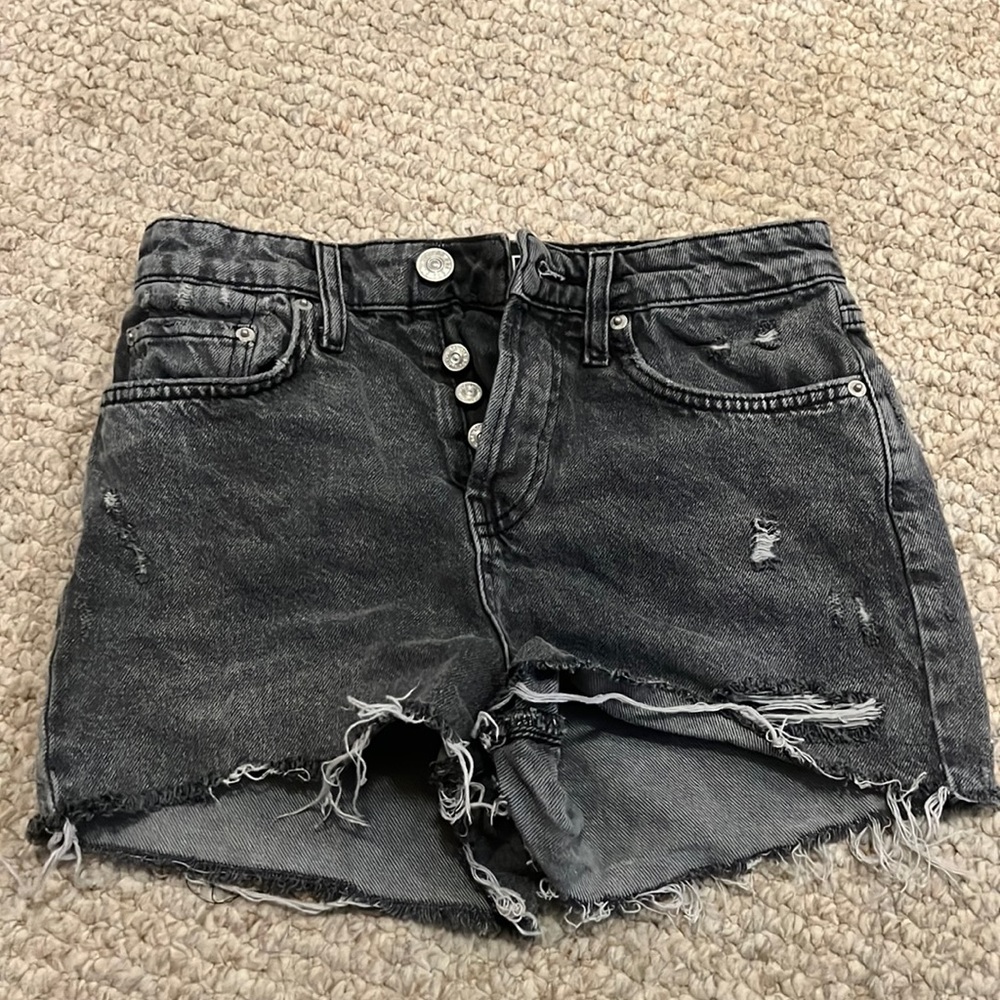 Urban Outfitters BDG summer cut-off shorts size 25